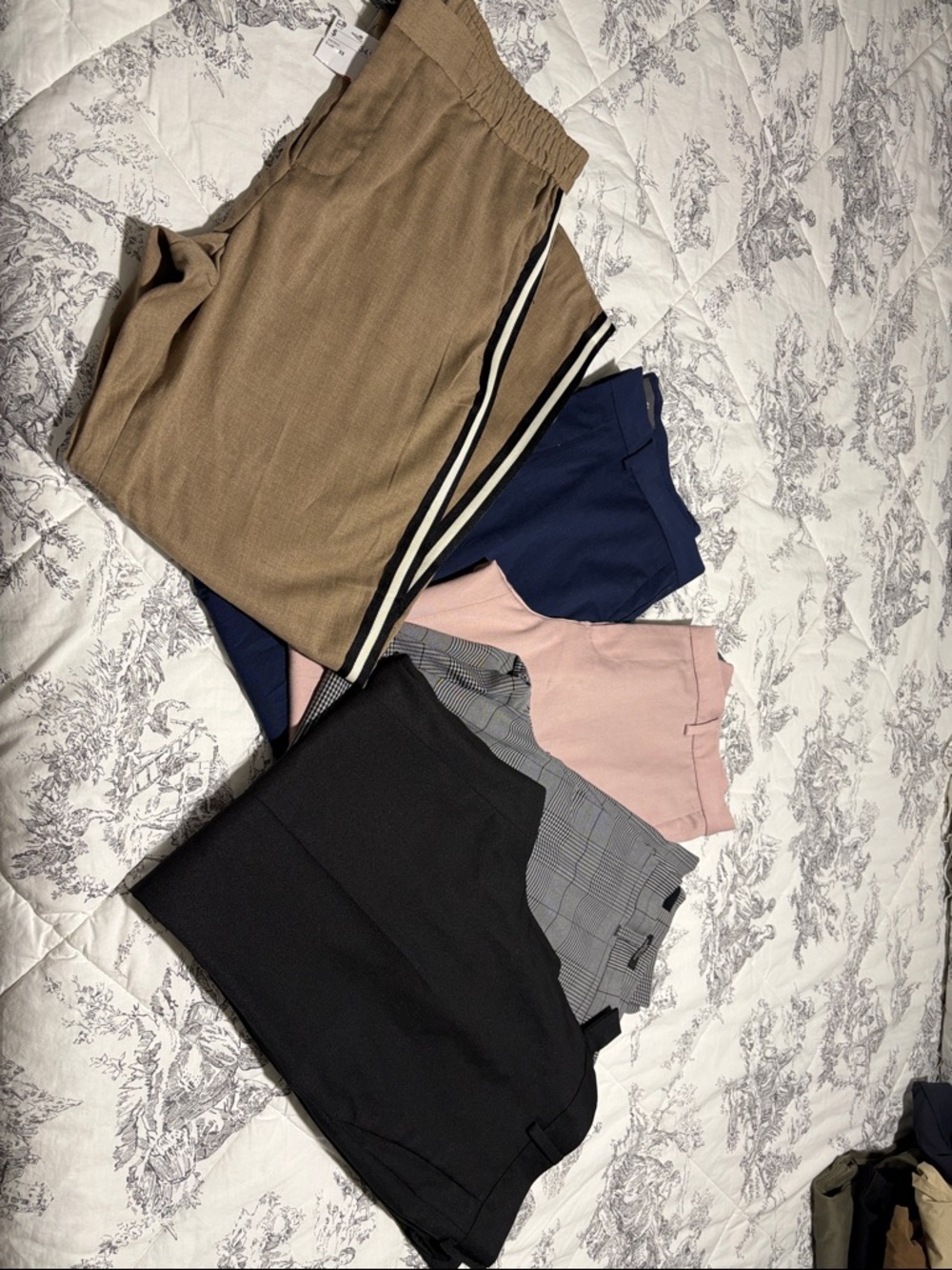 H&M Men's Dress Pants Bundle - Tan, Navy, Pink, Black, Gray Plaid
